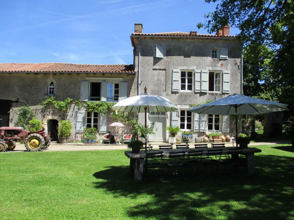 Domaine De Lalat - B&B With En-Suite Bathrooms All Rooms With Garden Views Montemboeuf Экстерьер фото